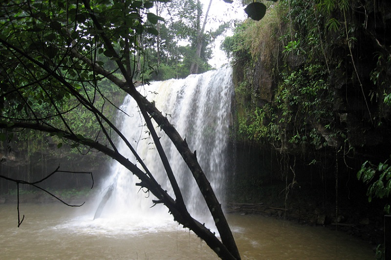 Katieng waterval in Ratanakiri
